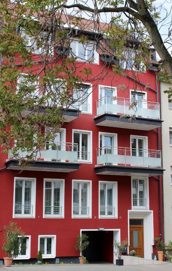 35Qm Deluxe Apartment Suites Im Stil Design Hotel Vosteen Naehe Der Kaiserburg Nuremberg Exterior photo